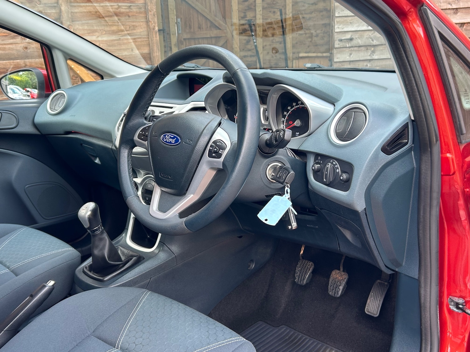 Used Ford Fiesta 2009 for sale - 76490902: Photo 19