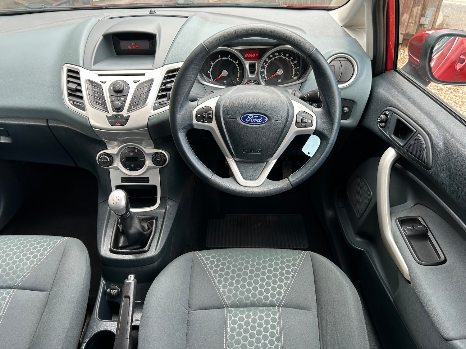 Used Ford Fiesta 2009 for sale - 76490902: Photo 30