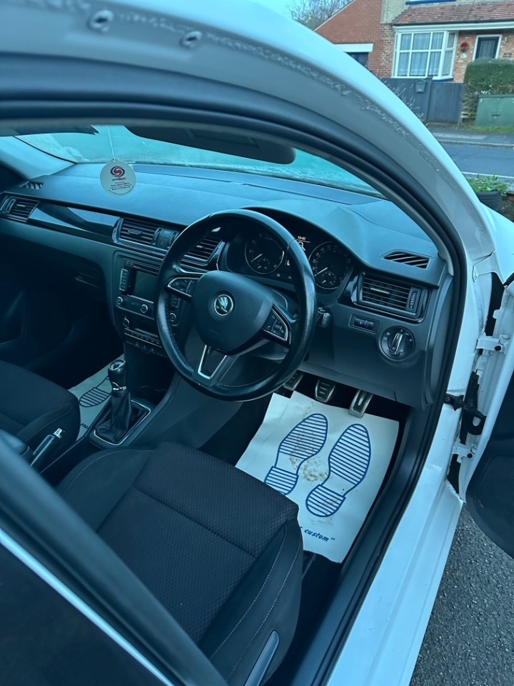 Used Skoda Rapid Spaceback 2015 for sale - 76739738: Photo 4