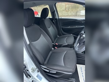 Used Vauxhall Viva 2015 for sale - 77262467: Photo