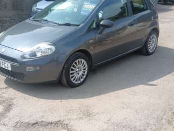 Used Fiat Punto 2012 for sale - 74930160: Photo
