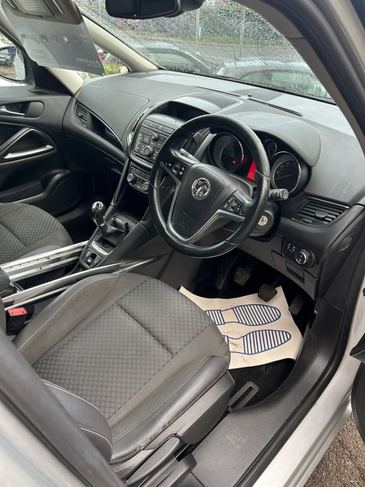 Used Vauxhall Zafira 2015 for sale - 76245045: Photo 3