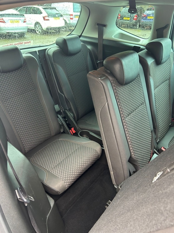 Used Vauxhall Zafira 2015 for sale - 76245045: Photo 6