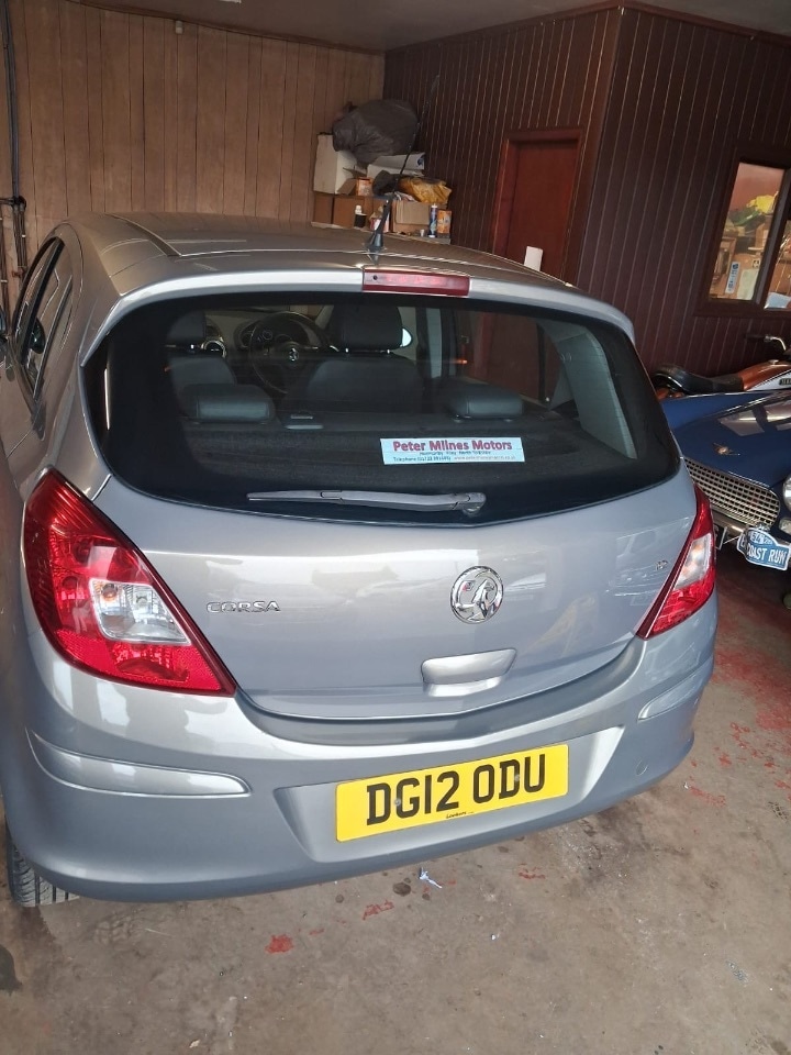 Used Vauxhall Corsa 2012 for sale - 77607945: Photo 2