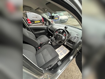 Used Suzuki Splash 2014 for sale - 76245051: Photo