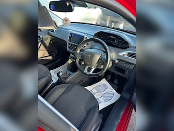 Used Peugeot 208 2019 for sale - 76616911: Photo