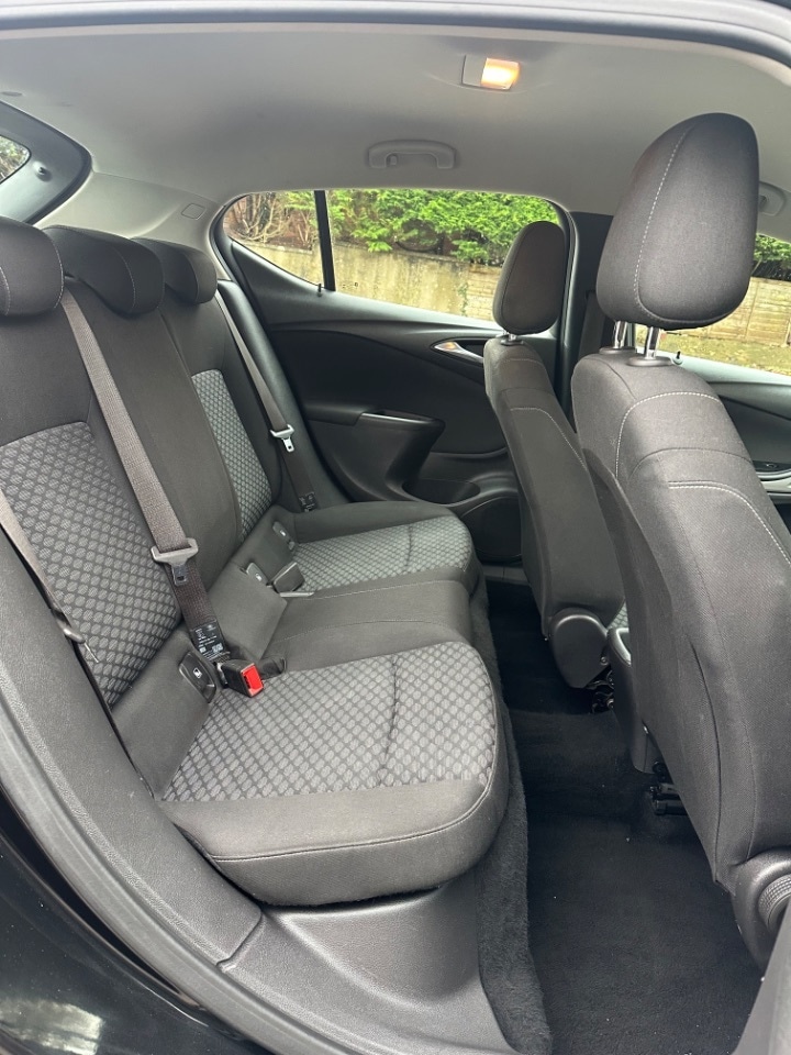 Used Vauxhall Astra 2017 for sale - 76558350: Photo 4