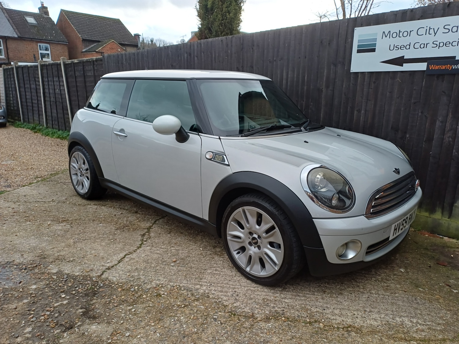 Used MINI Hatch 2009 for sale - 76599697: Photo 1