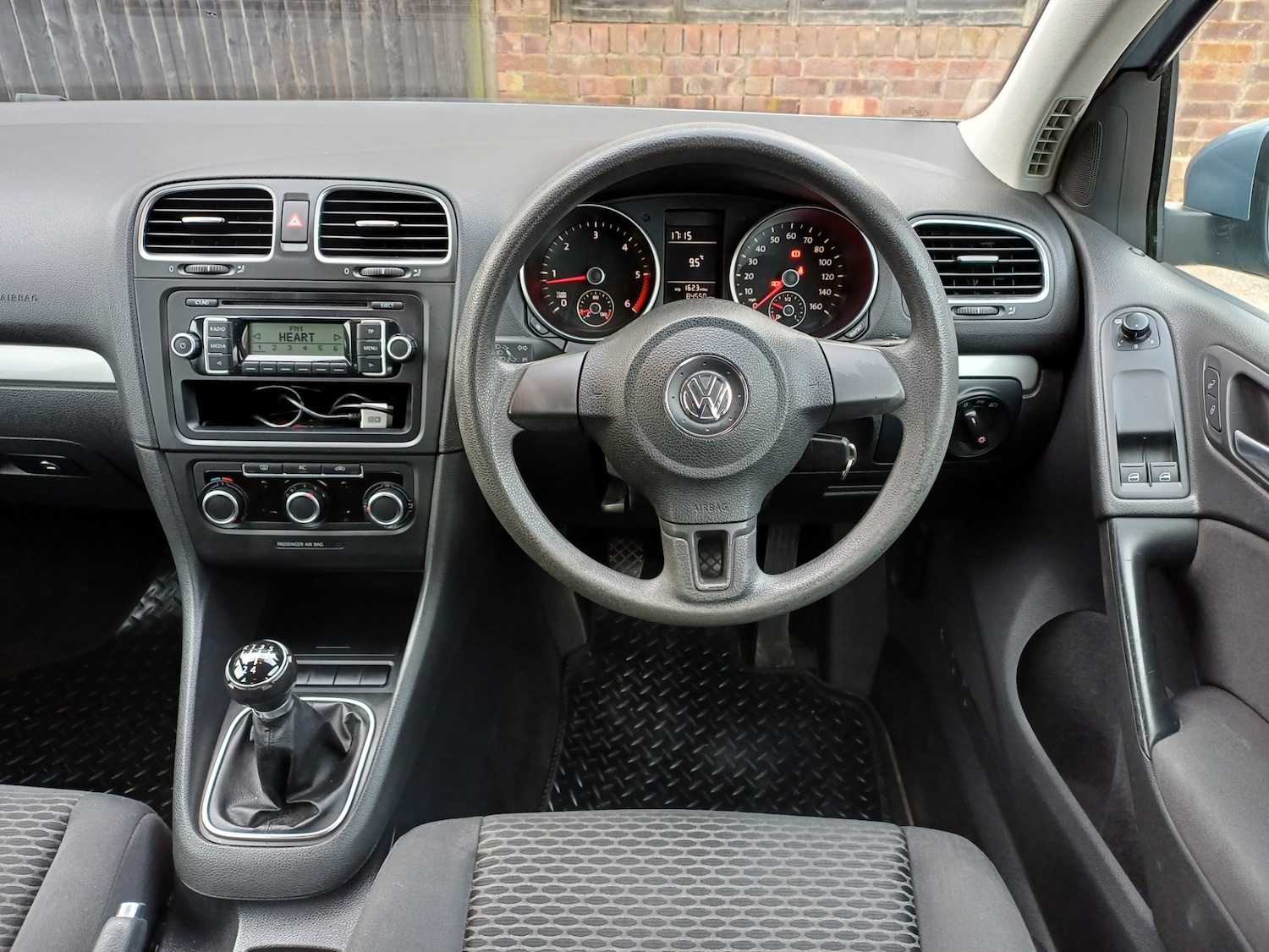 Used Volkswagen Golf 2011 for sale - 78031488: Photo 17