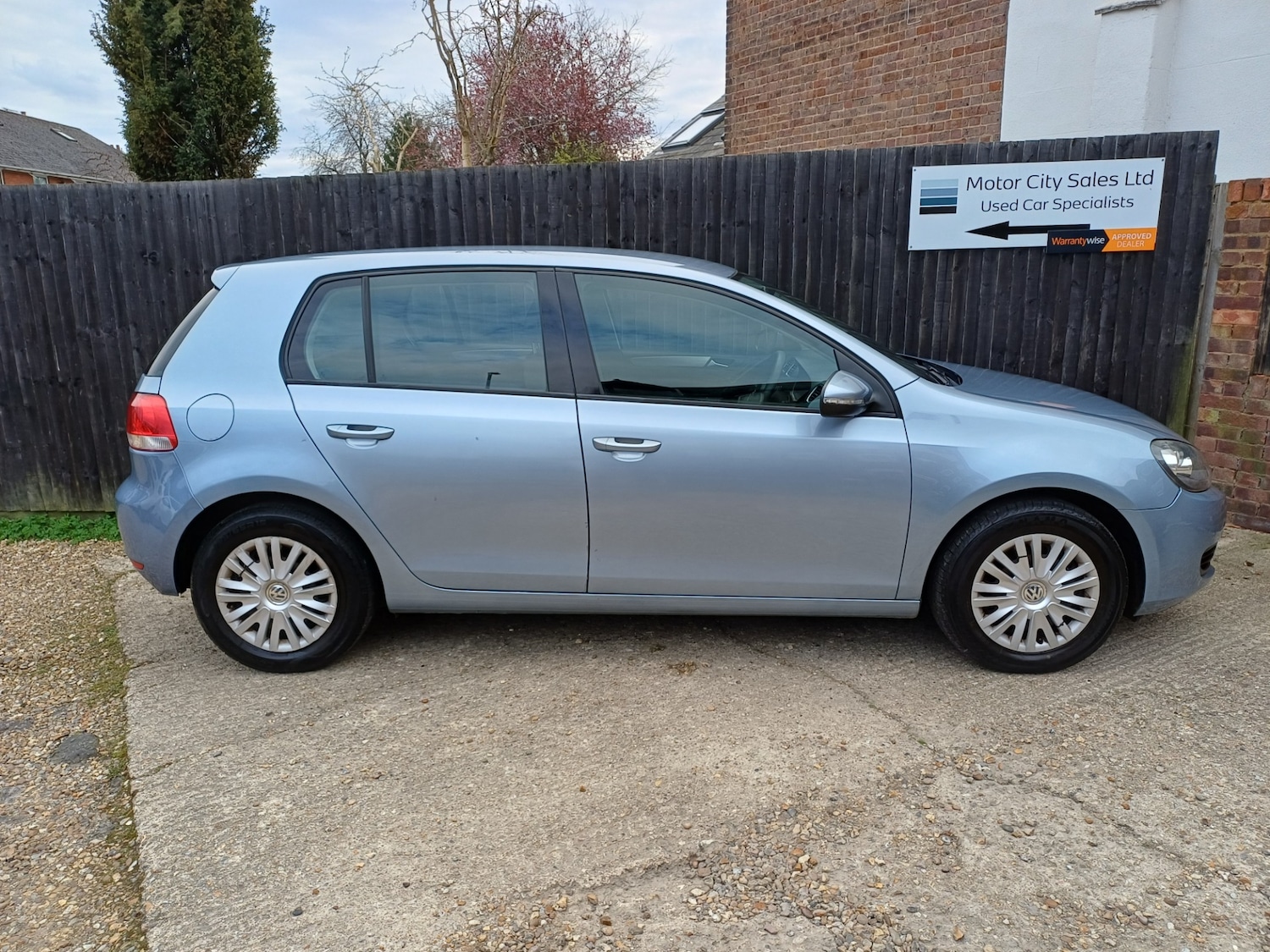 Used Volkswagen Golf 2011 for sale - 78031488: Photo 2