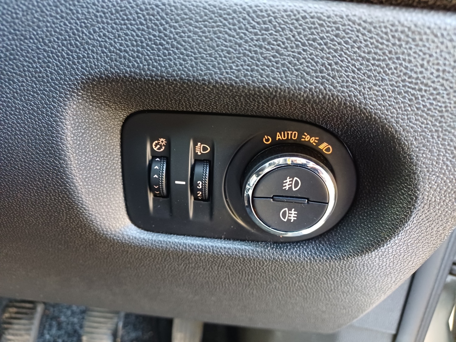 Used Vauxhall Corsa 2012 for sale - 76919829: Photo 21