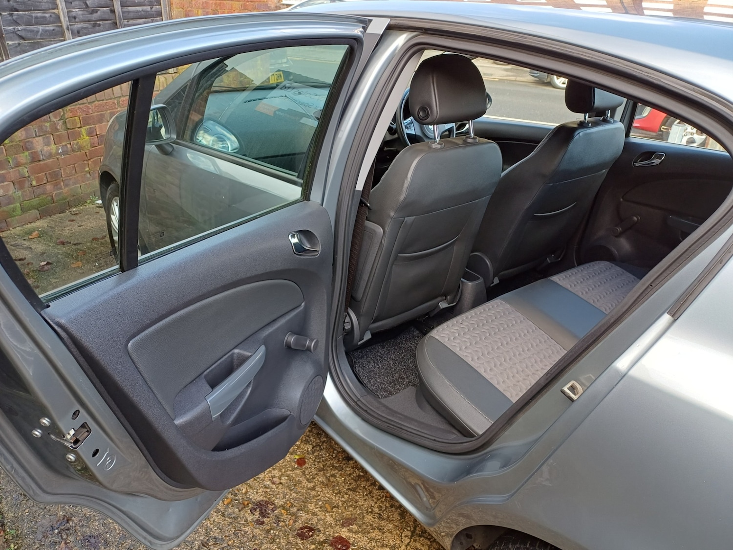 Used Vauxhall Corsa 2012 for sale - 76919829: Photo 26