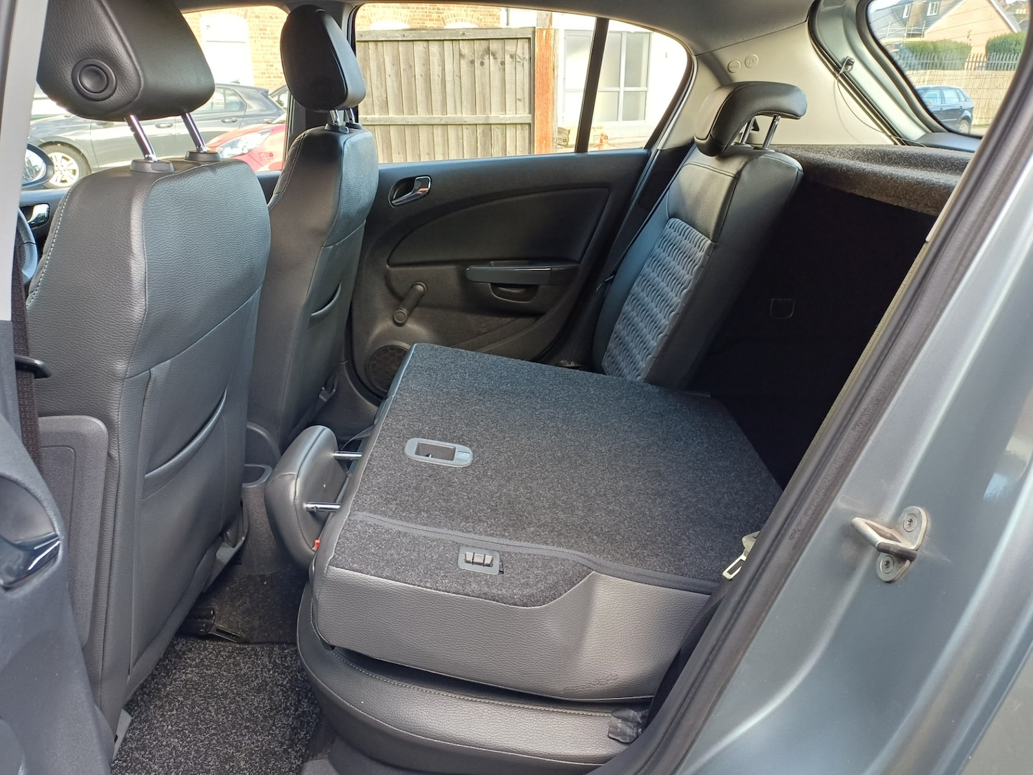 Used Vauxhall Corsa 2012 for sale - 76919829: Photo 28