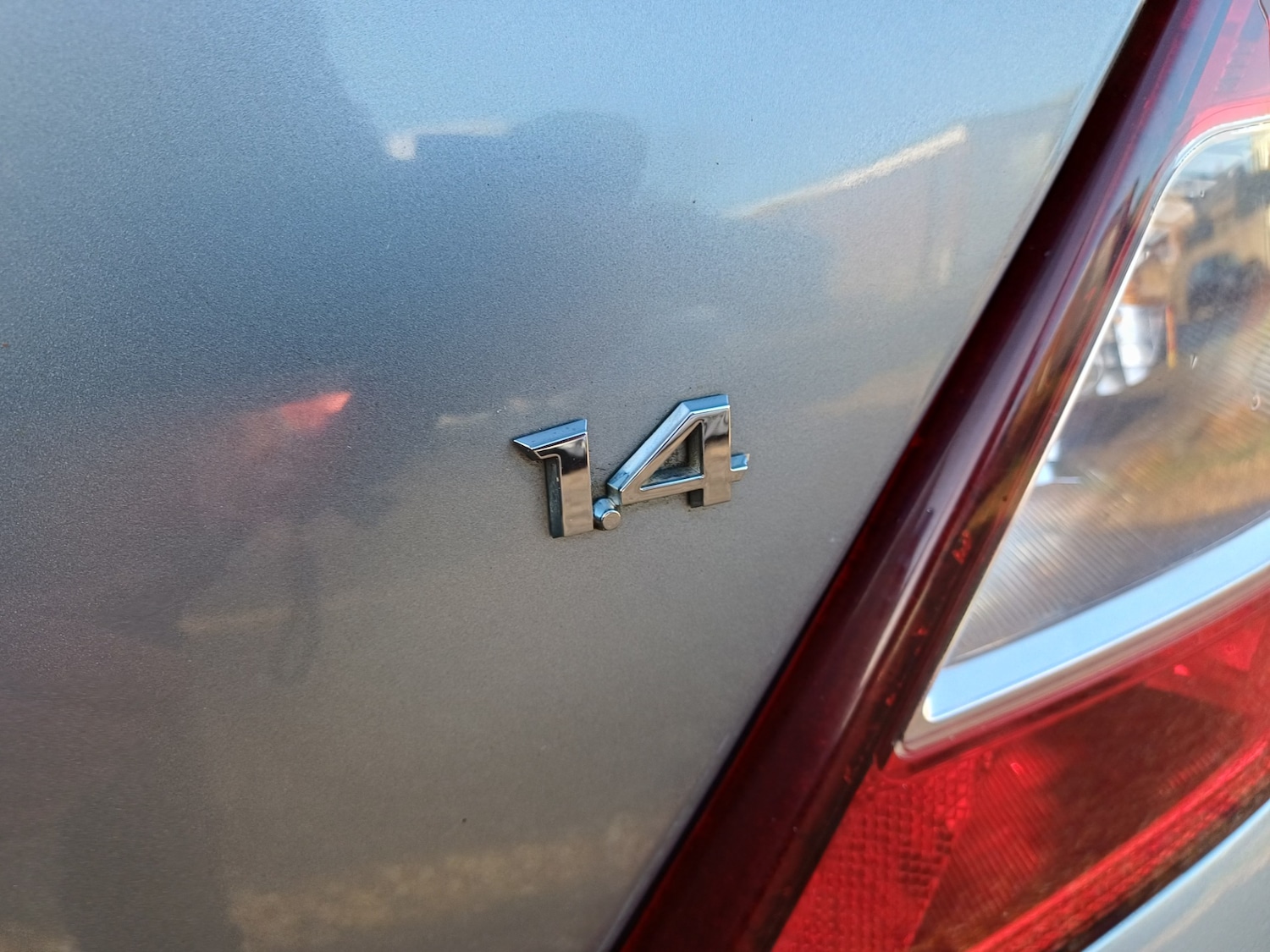 Used Vauxhall Corsa 2012 for sale - 76919829: Photo 4