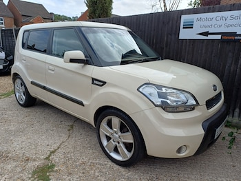 2009 (09) - 1.6 Shaker 5dr
