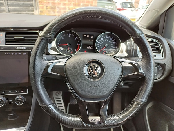 Used Volkswagen Golf 2014 for sale - 75134506: Photo 17