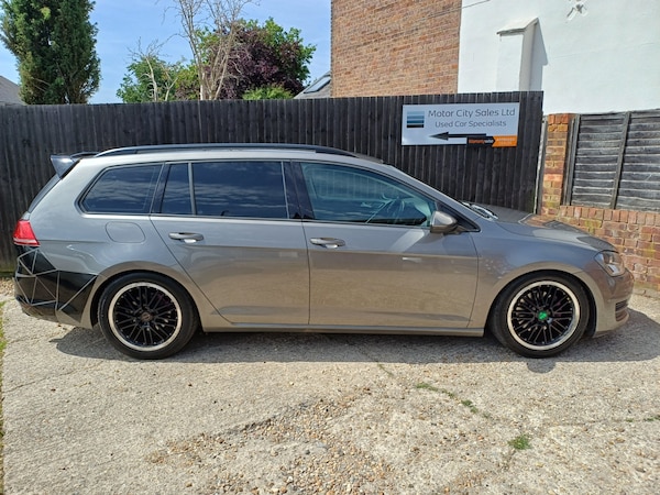 Used Volkswagen Golf 2014 for sale - 75134506: Photo 2