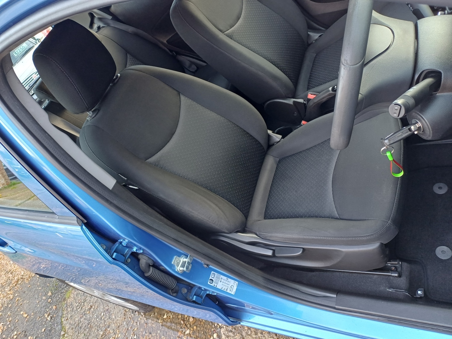 Used Vauxhall Viva 2016 for sale - 76947136: Photo 15