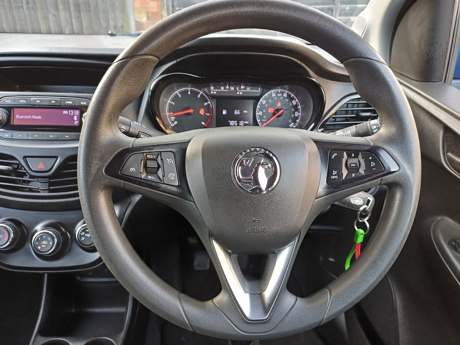 Used Vauxhall Viva 2016 for sale - 76947136: Photo 18