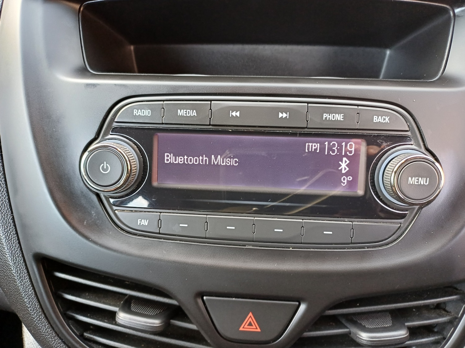 Used Vauxhall Viva 2016 for sale - 76947136: Photo 22