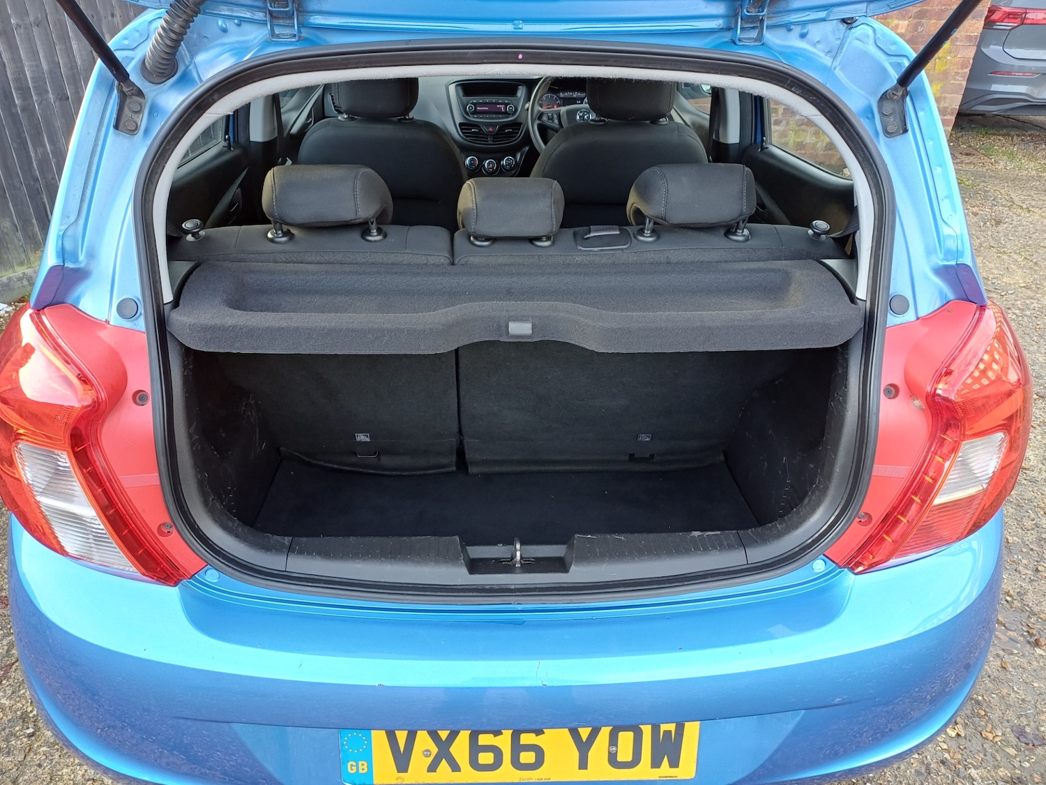 Used Vauxhall Viva 2016 for sale - 76947136: Photo 6