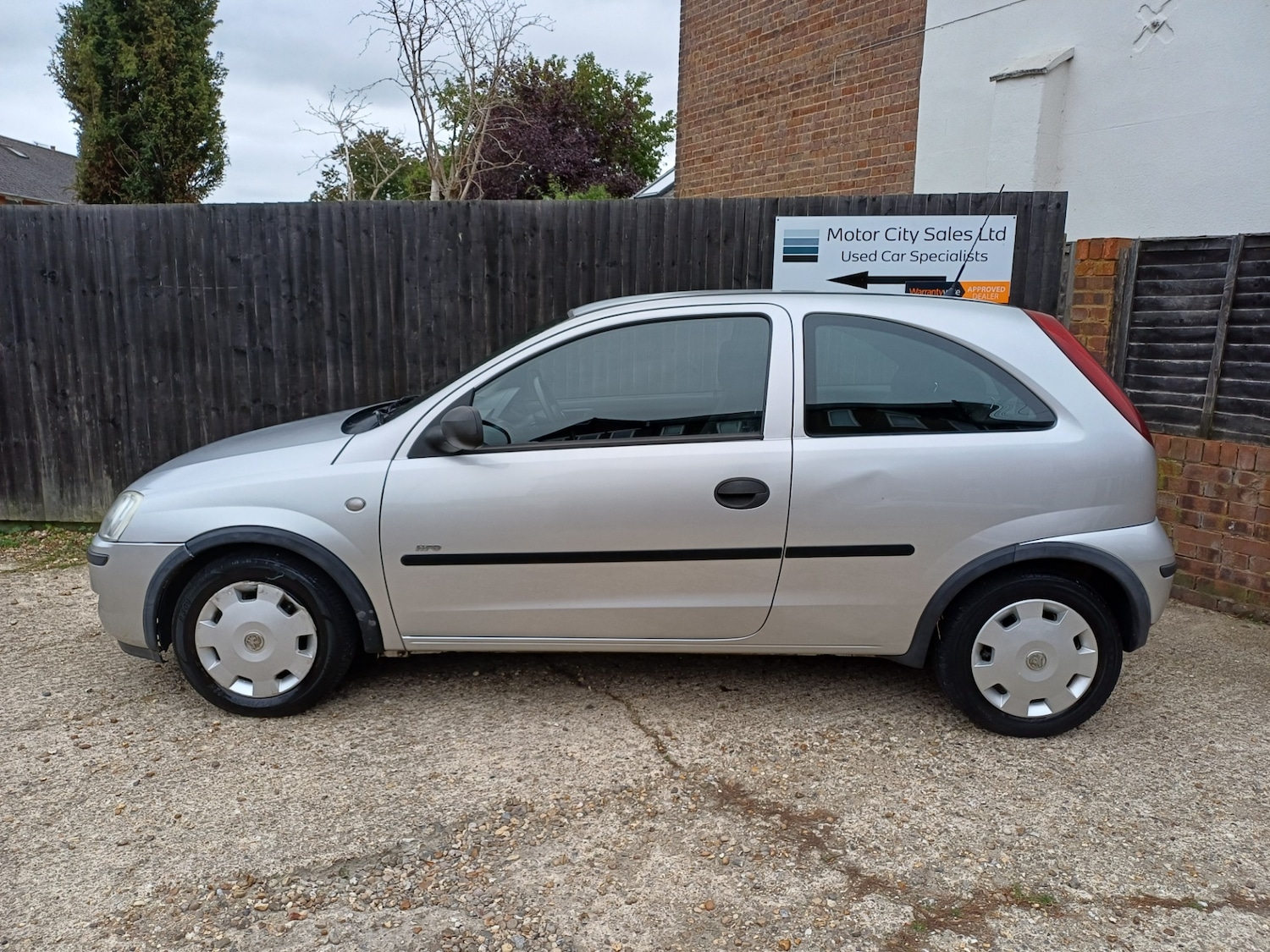 Used Vauxhall Corsa 2005 for sale - 76383280: Photo 11