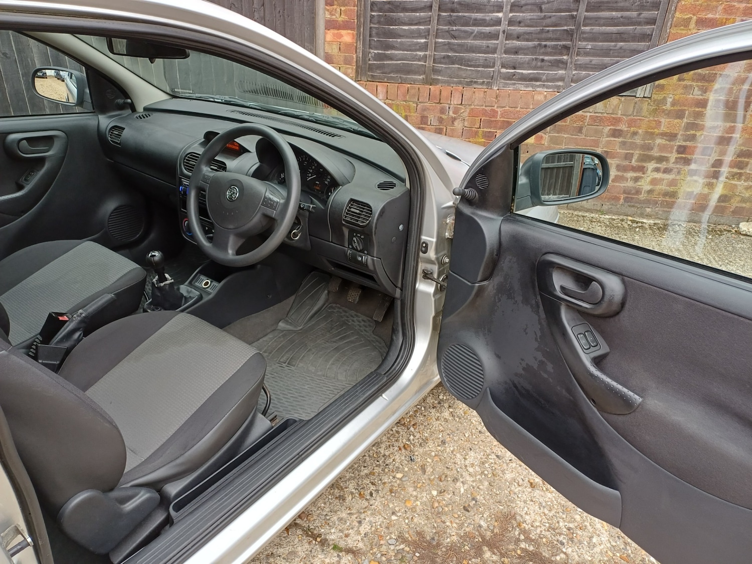 Used Vauxhall Corsa 2005 for sale - 76383280: Photo 13