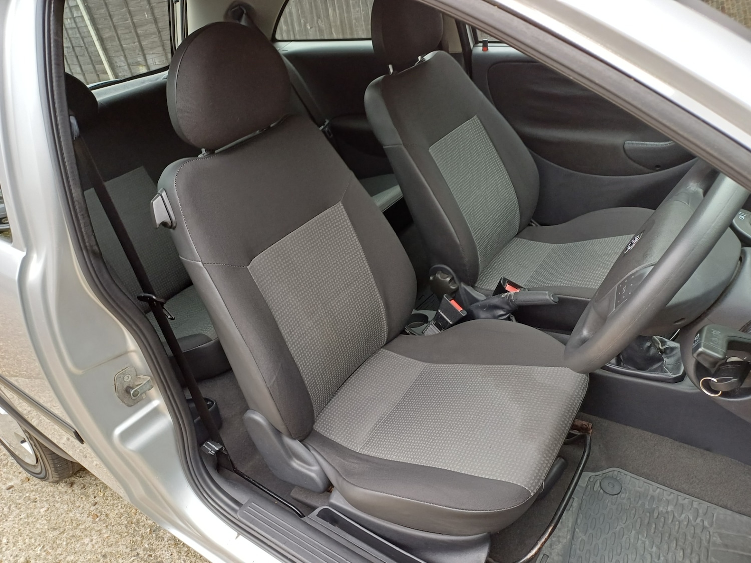 Used Vauxhall Corsa 2005 for sale - 76383280: Photo 14