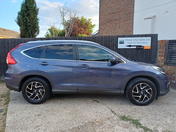 Used Honda CR-V 2018 for sale - 75396600: Photo 2