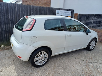 Used Fiat Punto 2013 for sale - 78422956: Photo