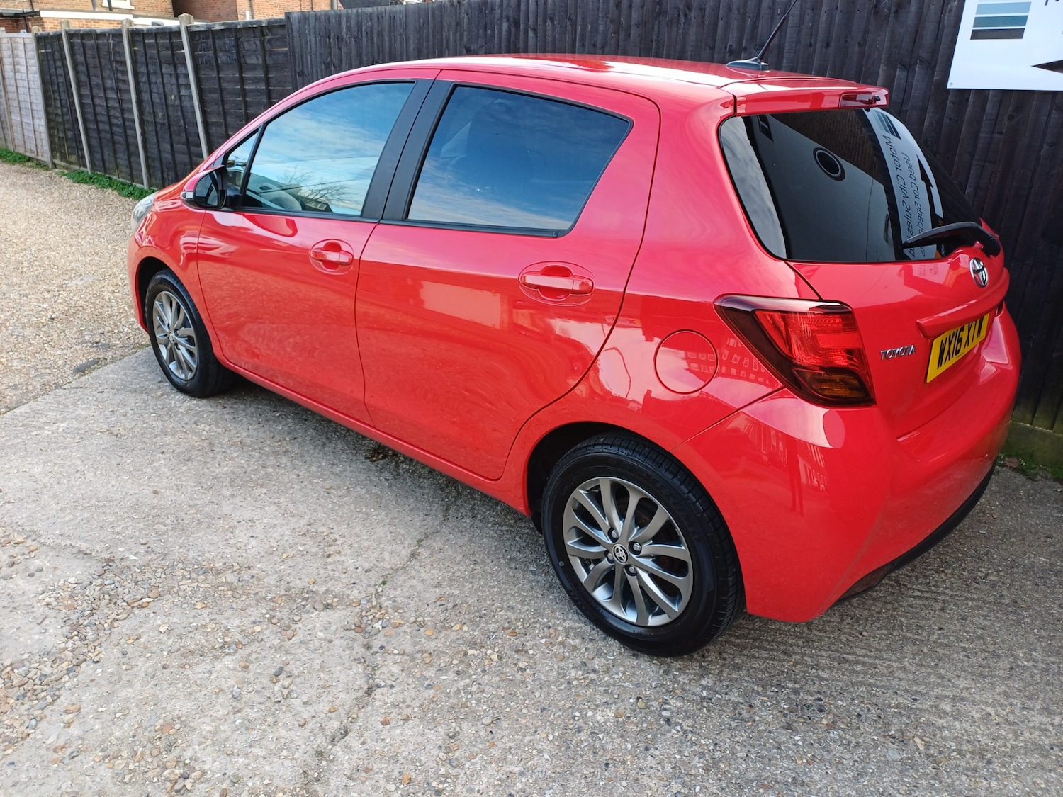 Used Toyota Yaris 2016 for sale - 78031541: Photo 12