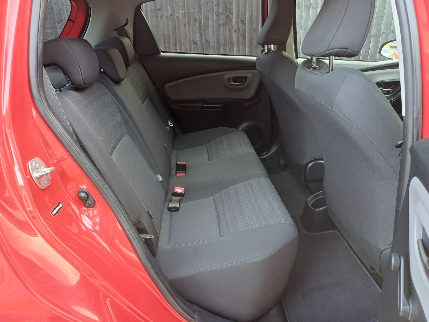 Used Toyota Yaris 2016 for sale - 78031541: Photo 27