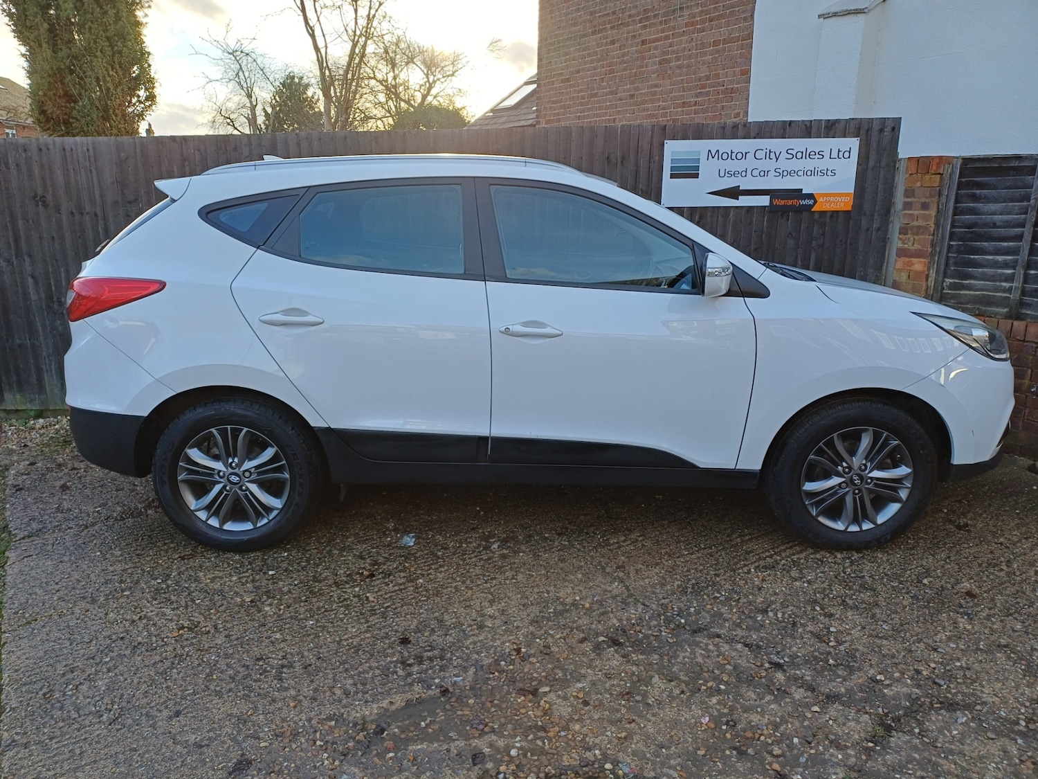 Used Hyundai Ix35 2014 for sale - 76946948: Photo 2