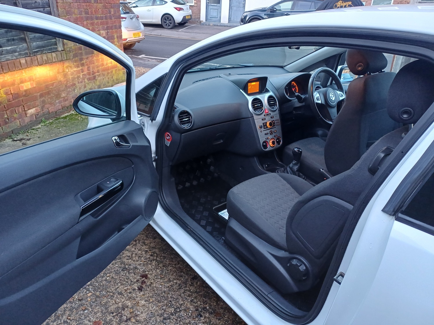 Used Vauxhall Corsa 2013 for sale - 77165757: Photo 26