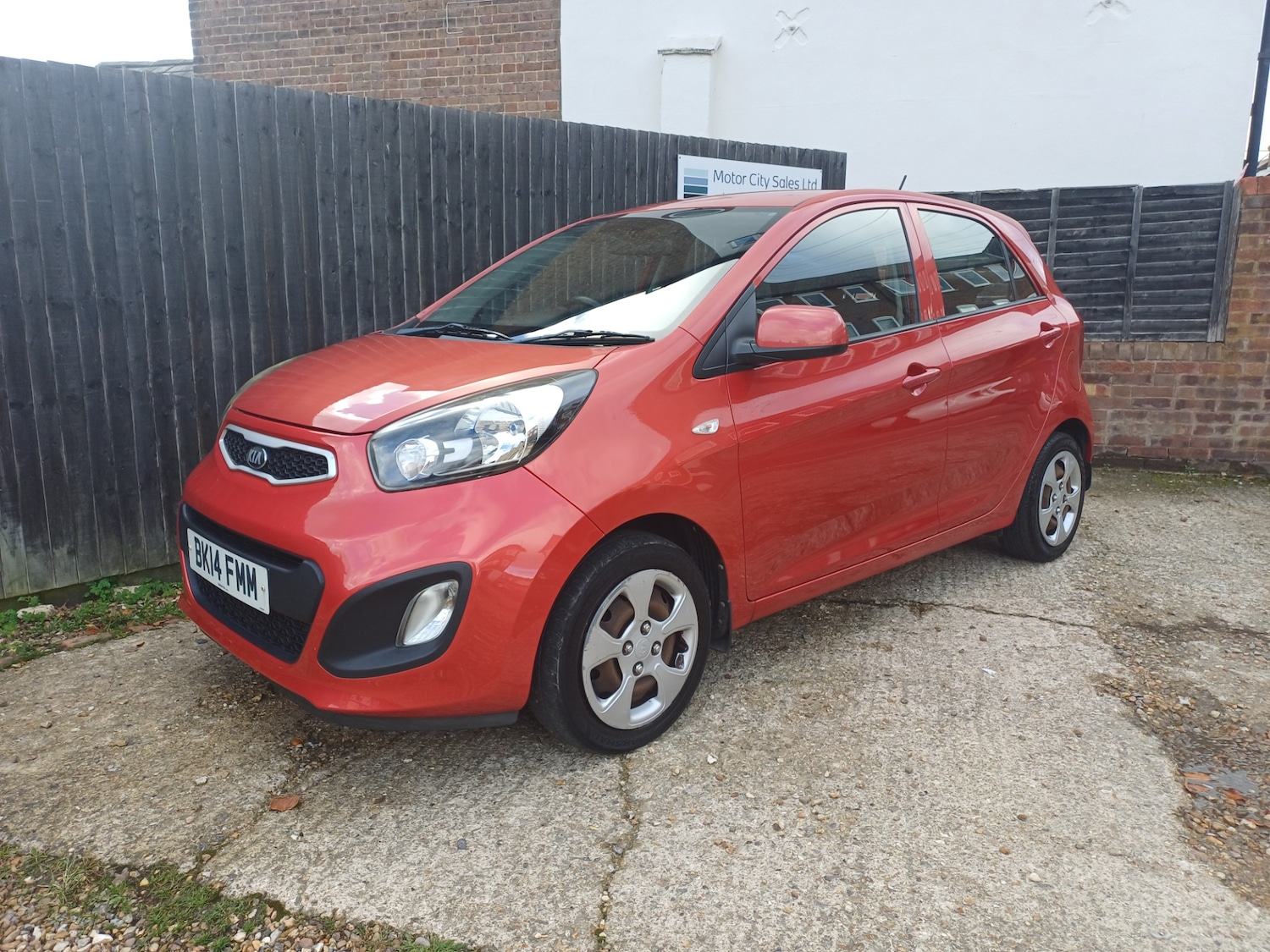 Used Kia Picanto 2014 for sale - 76384245: Photo 10