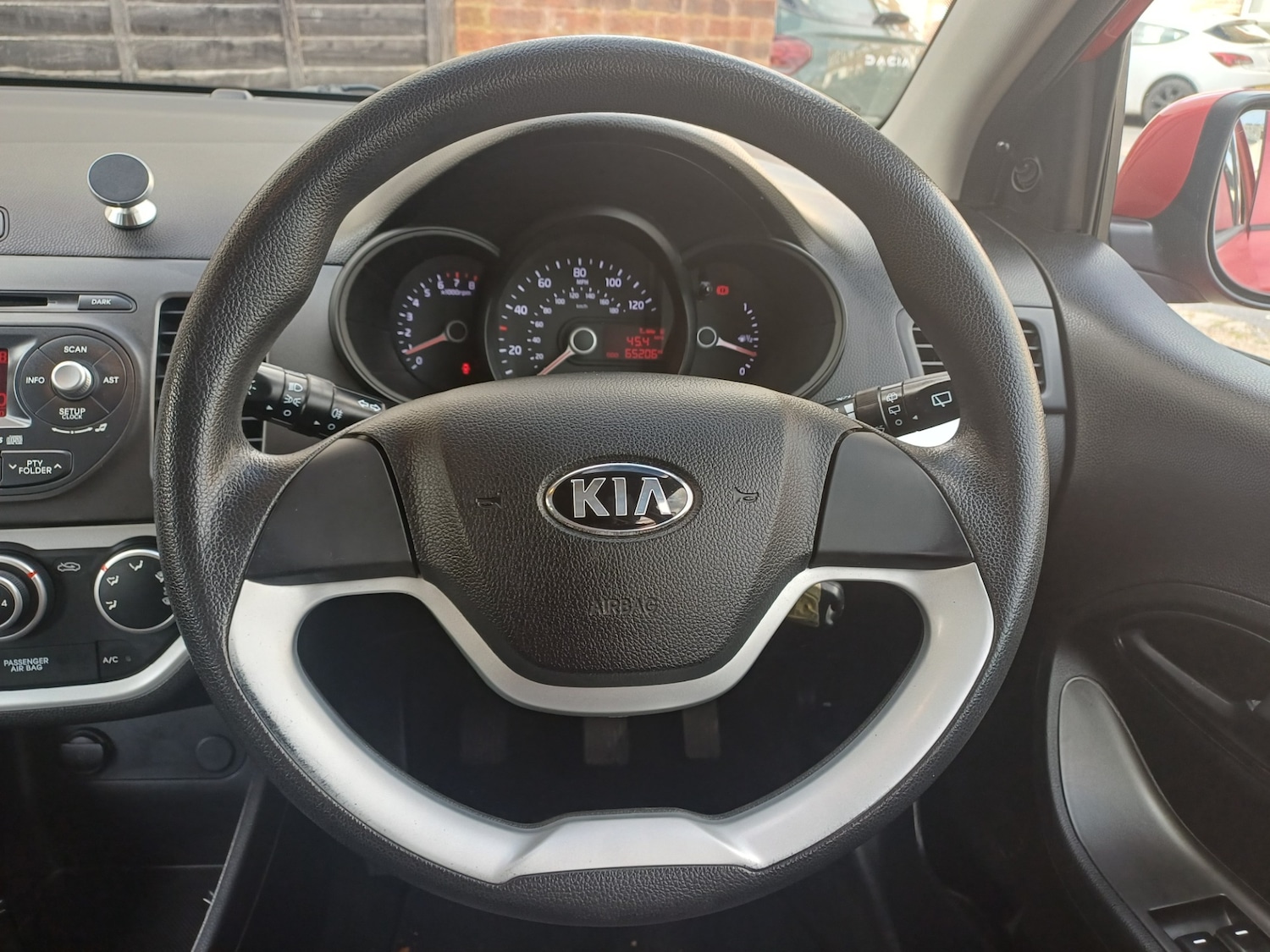 Used Kia Picanto 2014 for sale - 76384245: Photo 17