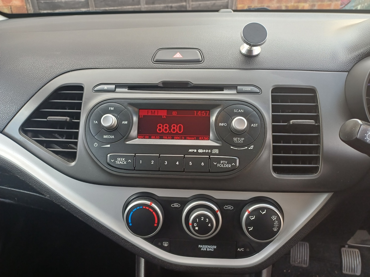 Used Kia Picanto 2014 for sale - 76384245: Photo 19