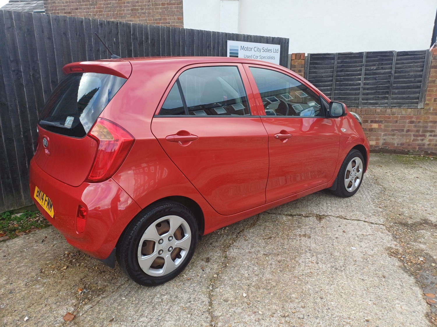 Used Kia Picanto 2014 for sale - 76384245: Photo 3