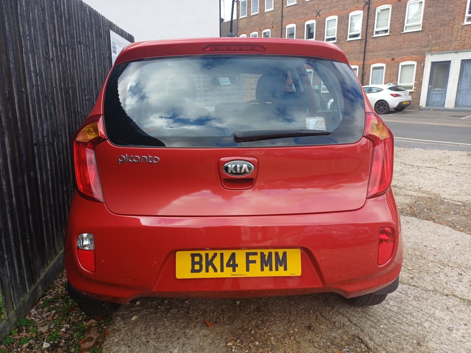 Used Kia Picanto 2014 for sale - 76384245: Photo 4