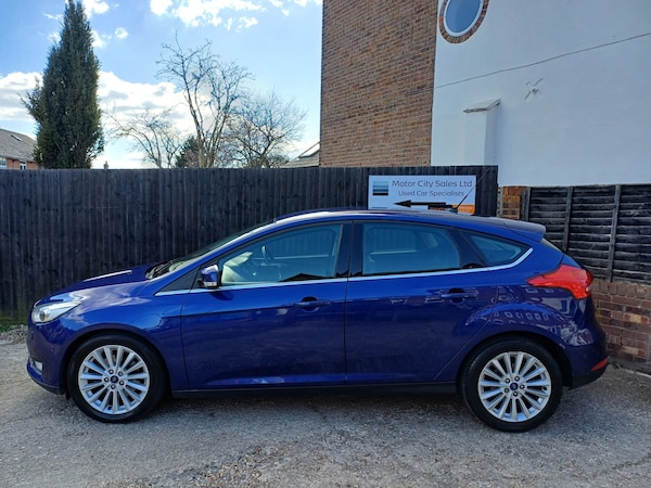 Used Ford Focus 2015 for sale - 75133924: Photo 10