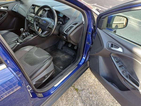 Used Ford Focus 2015 for sale - 75133924: Photo 12
