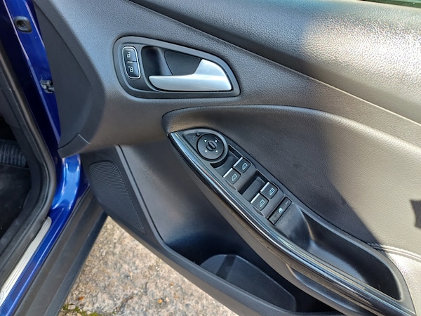 Used Ford Focus 2015 for sale - 75133924: Photo 13
