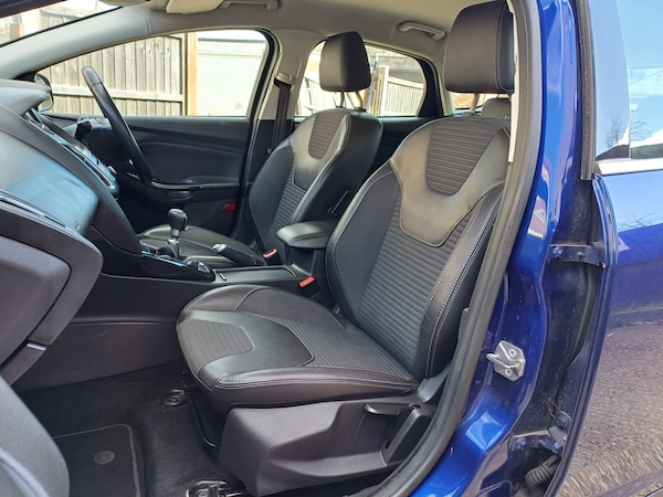 Used Ford Focus 2015 for sale - 75133924: Photo 24