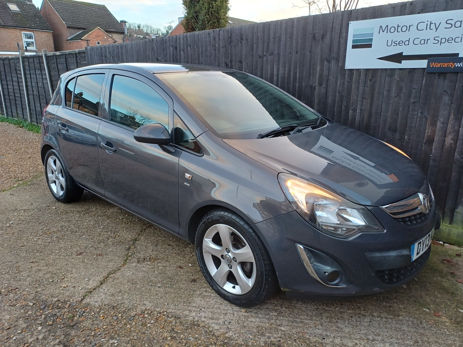Used Vauxhall Corsa 2013 for sale - 76718748: Photo 1