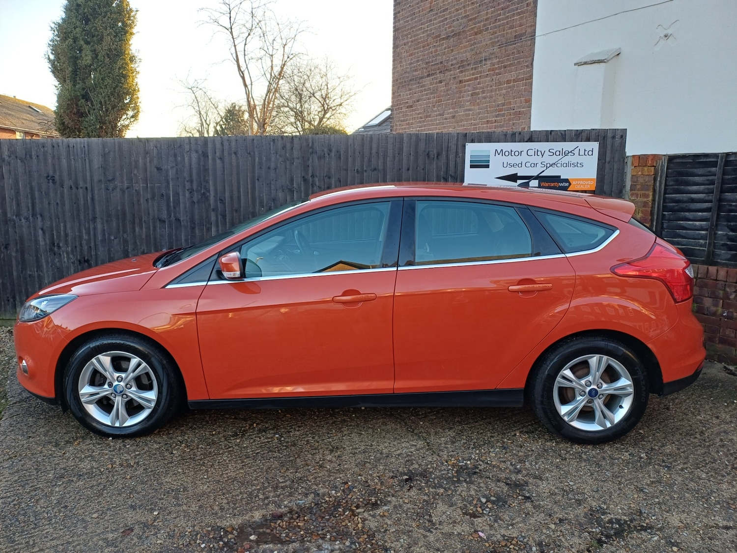 Used Ford Focus 2011 for sale - 77165577: Photo 11