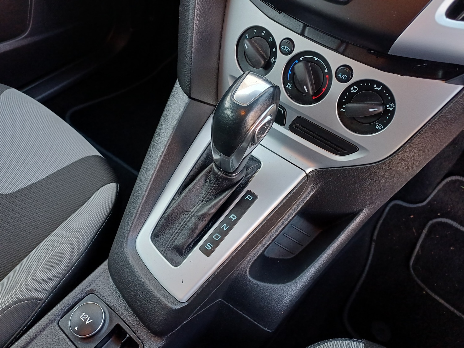 Used Ford Focus 2011 for sale - 77165577: Photo 20