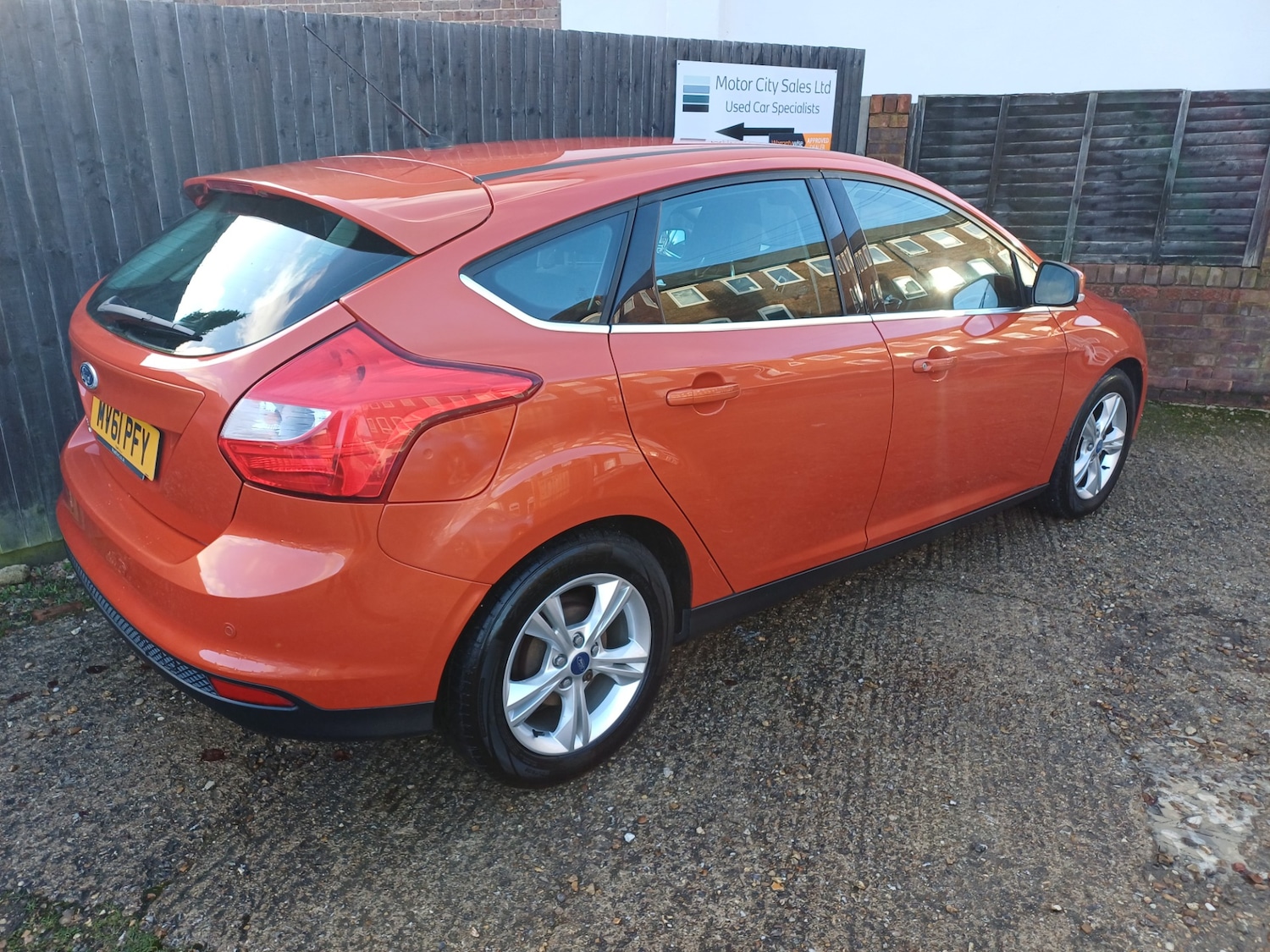 Used Ford Focus 2011 for sale - 77165577: Photo 3