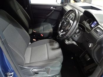 Used Volkswagen Caddy Life 2016 for sale - 76867191: Photo