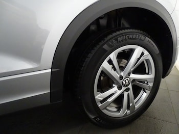 Used Volkswagen T-Roc 2022 for sale - 76867485: Photo