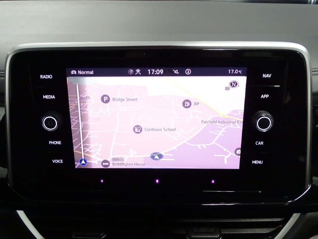 Used Volkswagen T-Roc 2022 for sale - 76867485: Photo 7